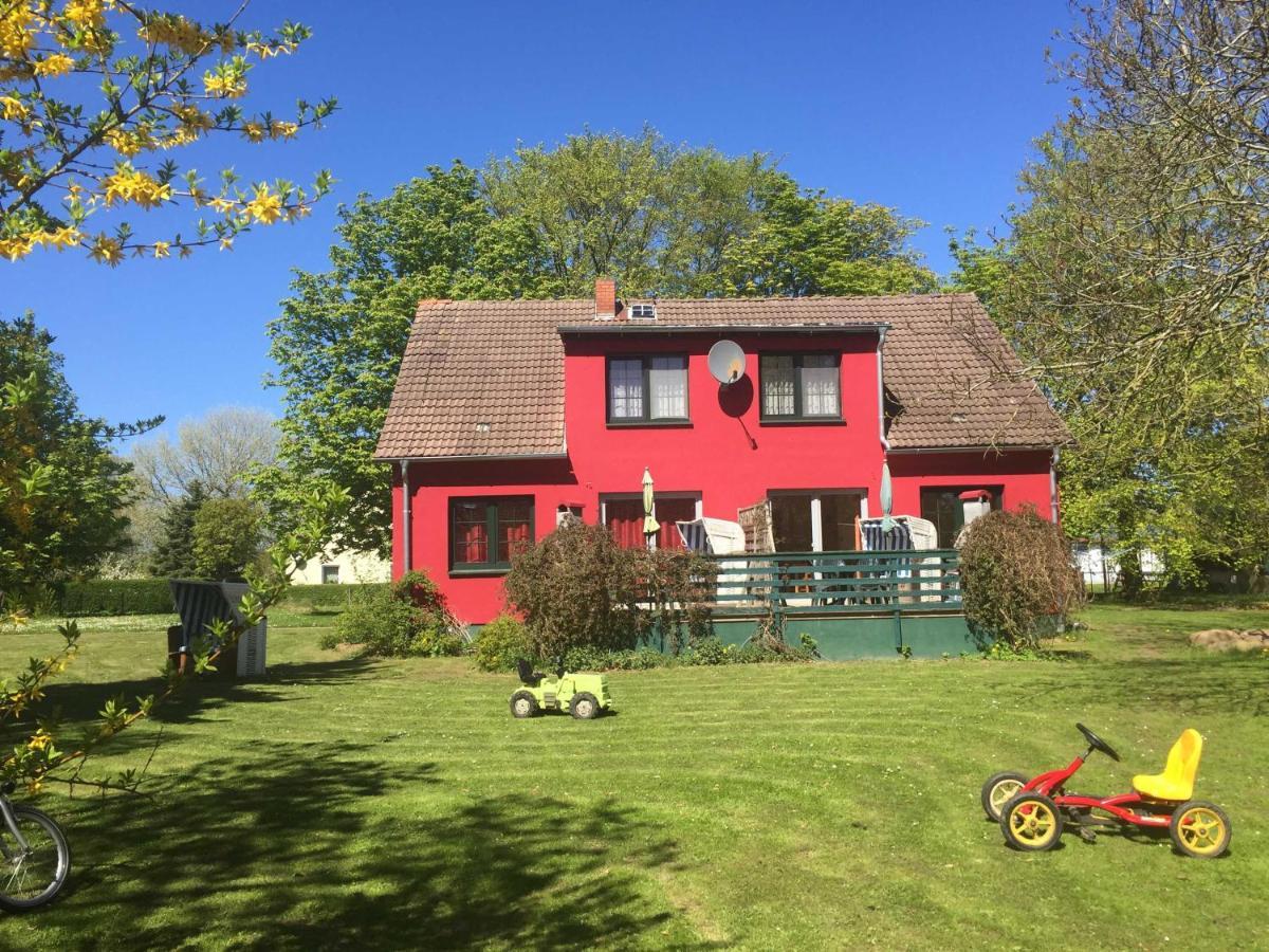 Ferienhaus 1 _ Ferien Im Gutspark Mattchow Luaran gambar