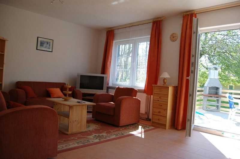 Ferienhaus 1 _ Ferien Im Gutspark Mattchow Luaran gambar